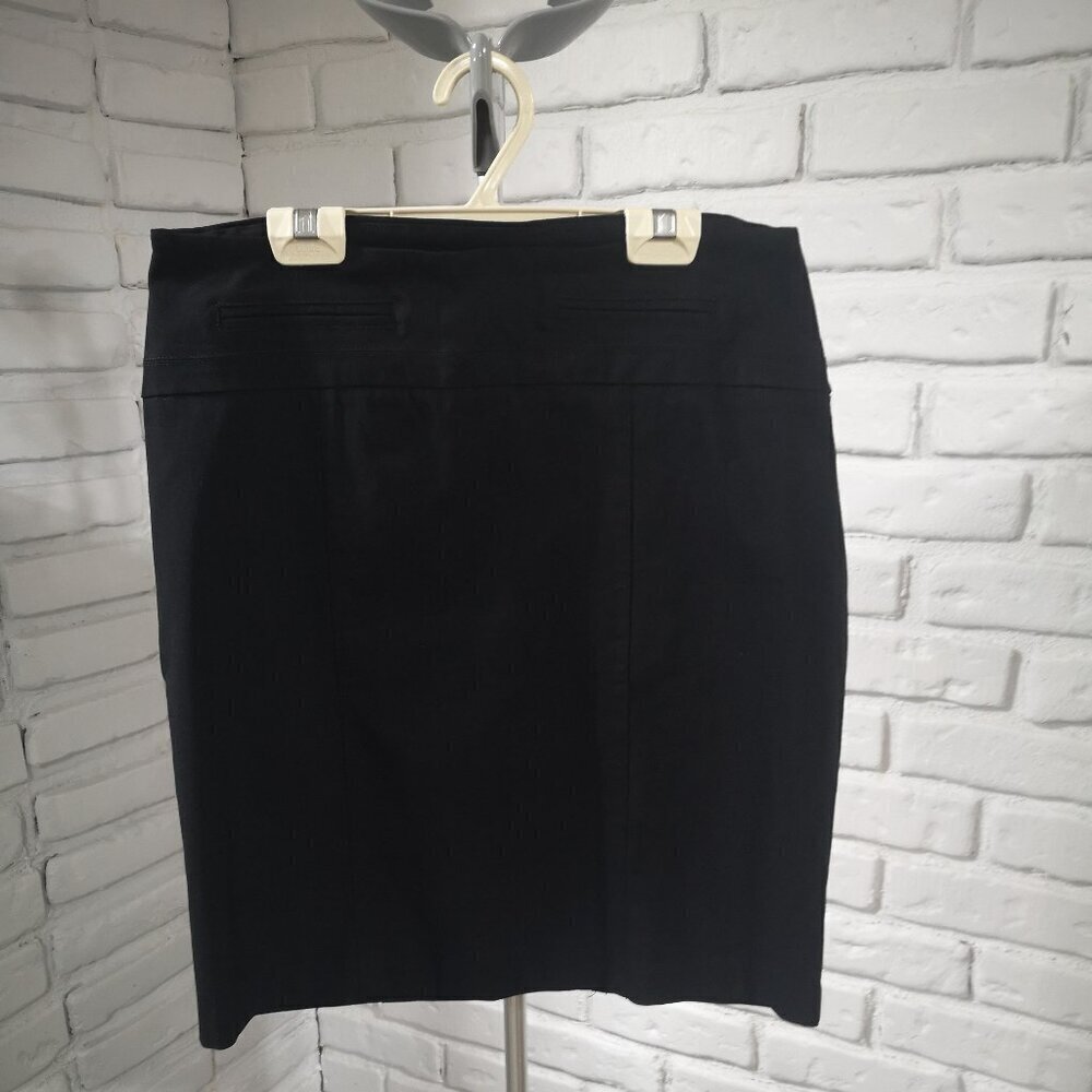 Reitmans Ladies Black Size 7 Pull On Style Skirt w/ Wide Waistband